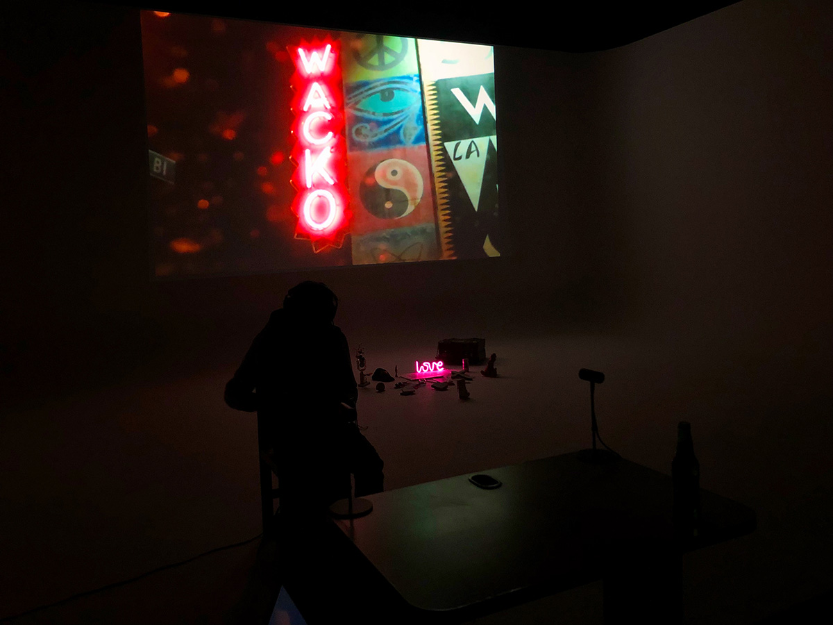 Queerskins installation at VR FEST MX 2018